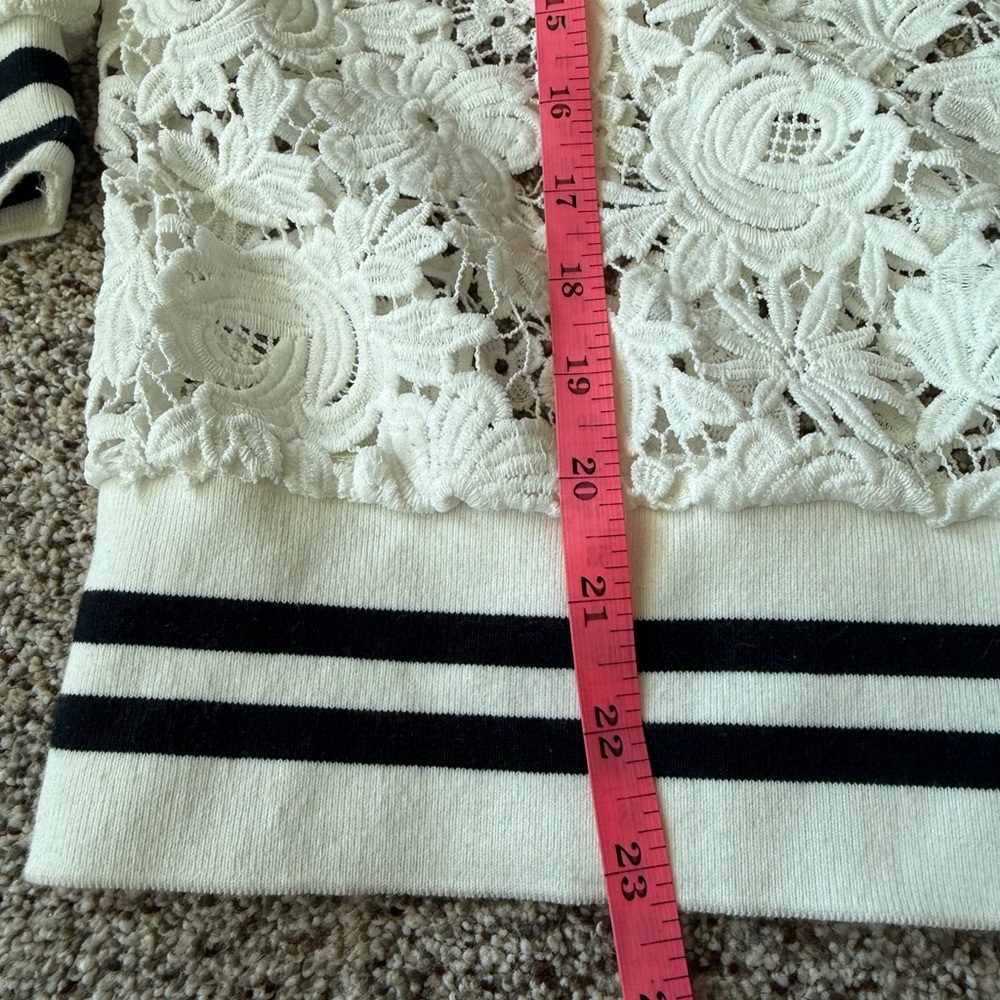 Anthropologie Maeve lace long sleeve white top black cuffs Small SO CUTE! Zipper - Picture 10 of 12